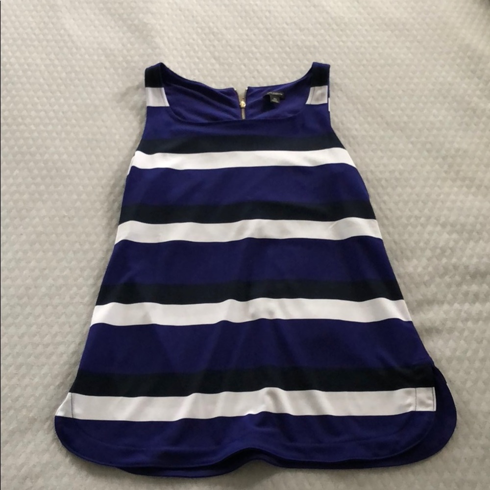 Ann Taylor sleeveless top with back zip